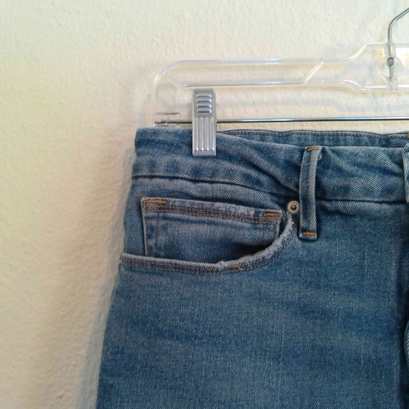 GOOD AMERICAN JEANS - Picture 4 of 9